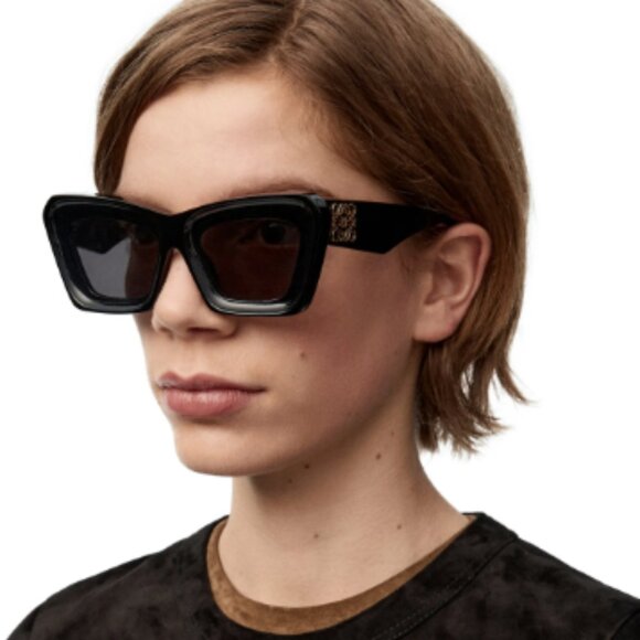 NEW LOEWE LW40145I 01A WOMEN SUNGLASSES BLACK CAT EYE LOEWE EYEWEAR - Picture 1 of 10